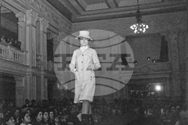 Ревю на модната къща „Валентина" във Военния клуб