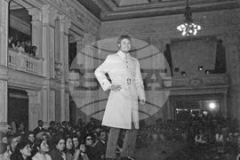 Ревю на модната къща „Валентина" във Военния клуб