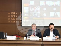 Участници в Първия национален семинар в рамките на меморандума за сътрудничество между МОН и Quacquarelli Symonds (QS) -компанията, която изготвя една от най-разпознаваемите световни класации на университети. Снимка: МОН