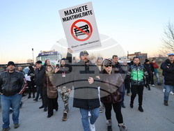 Пловдив - протест с искане за премахване на мантинелите и разширяване на пътя