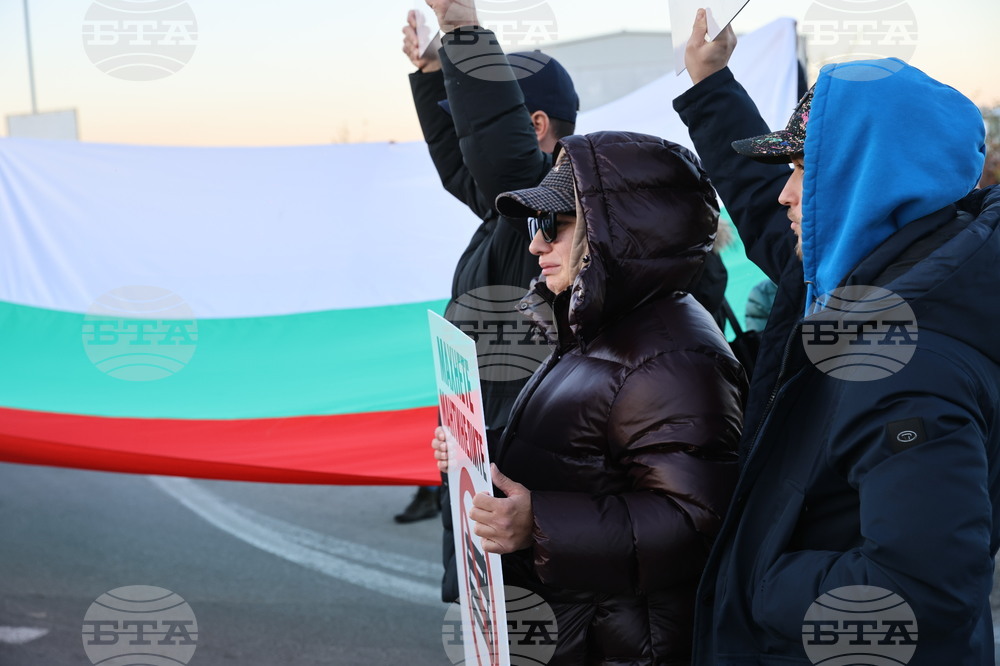 Пловдив - протест с искане за премахване на мантинелите и разширяване на пътя