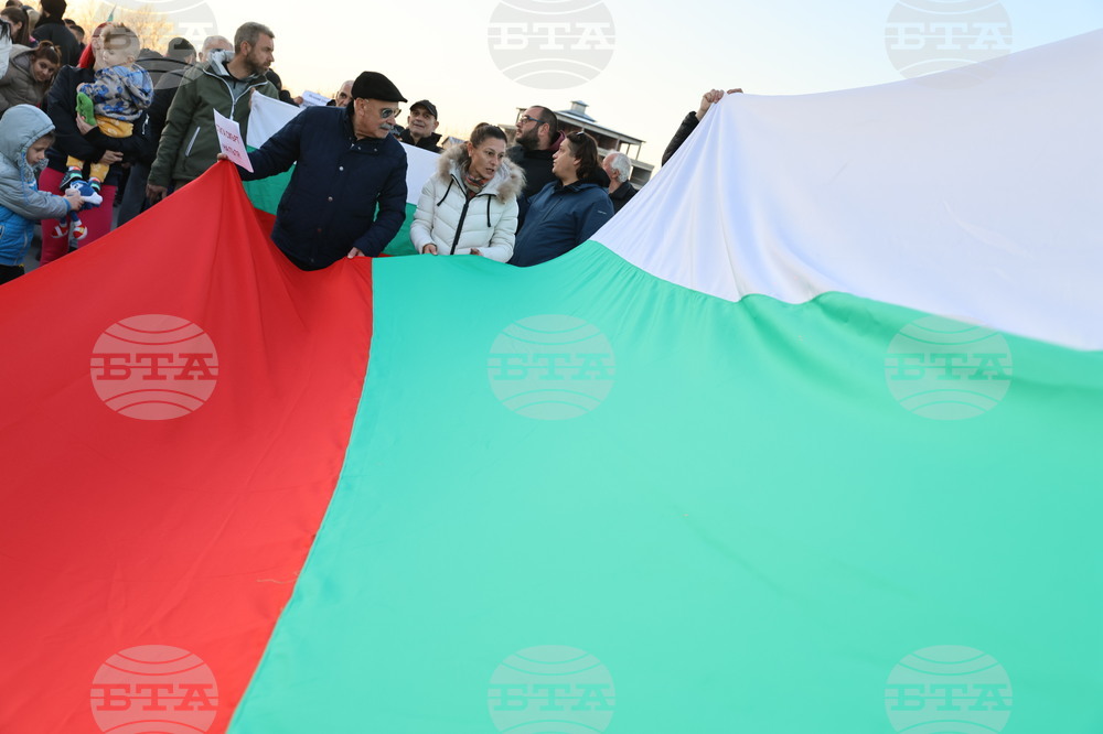 Пловдив - протест с искане за премахване на мантинелите и разширяване на пътя