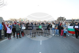 Пловдив - протест с искане за премахване на мантинелите и разширяване на пътя