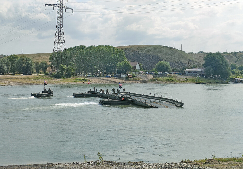 Аджерпрес: Румънското правителство одобри дейностите за подобряване на условията за корабоплаване в общия румънско-български участък на Дунав