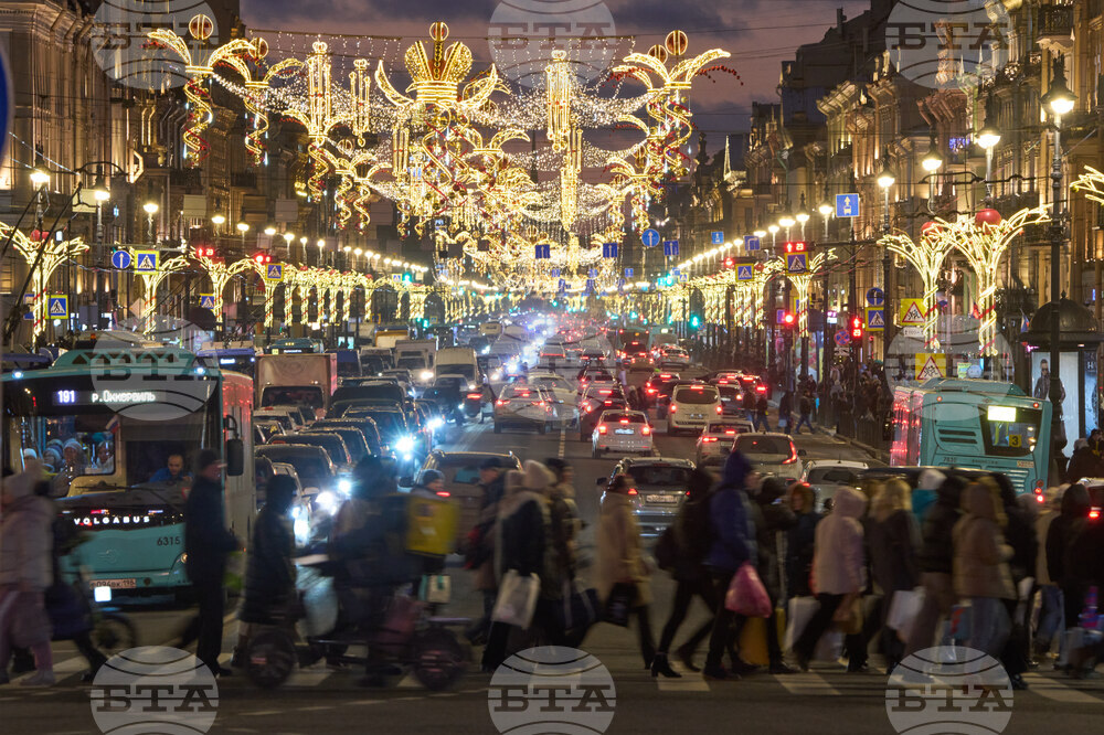 Руснаците ограничават разходите си за Нова година въпреки понижаващата се инфлация