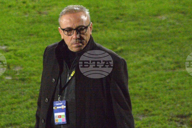 "Неприятен резултат", каза след поражението от Арда треньорът на Черно море Илиан Илиев