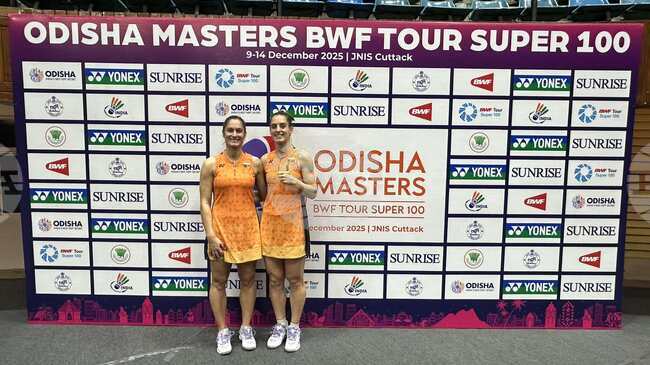 Стефани Стоева и Габриела Стоева ще спорят за титлата на двойки на турнир по бадминтон в Индия