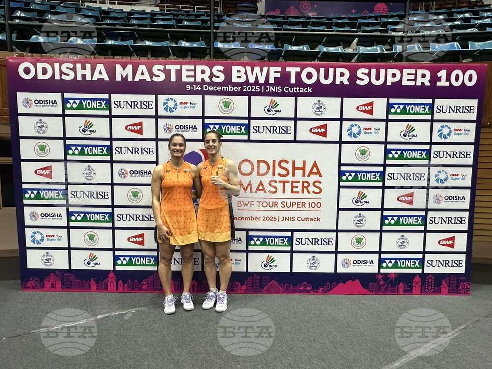 Стефани Стоева и Габриела Стоева ще спорят за титлата на двойки на турнир по бадминтон в Индия