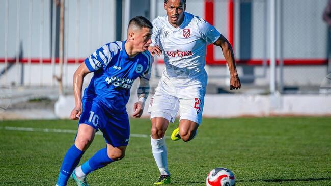 Лидерът в Югоизточната Трета лига ОФК Несебър се разделя с нападателя Стоячно Велинов