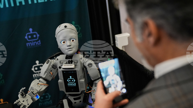 Човечеството все още е далеч от създаването на съвършени хуманоидни роботи, смятат учените