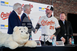 Orioles Alonso Baseball