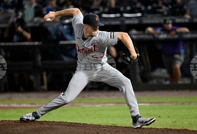 Blue Jays Tigers Trade Baseball