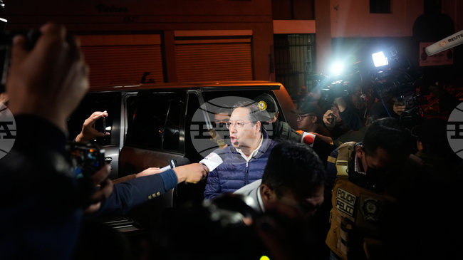 Съдия обяви най-тежката мярка за неотклонение за бившия президент на Боливия Луис Арсе