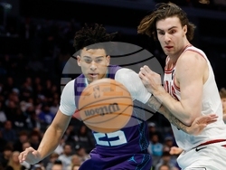 Bulls Hornets Basketball