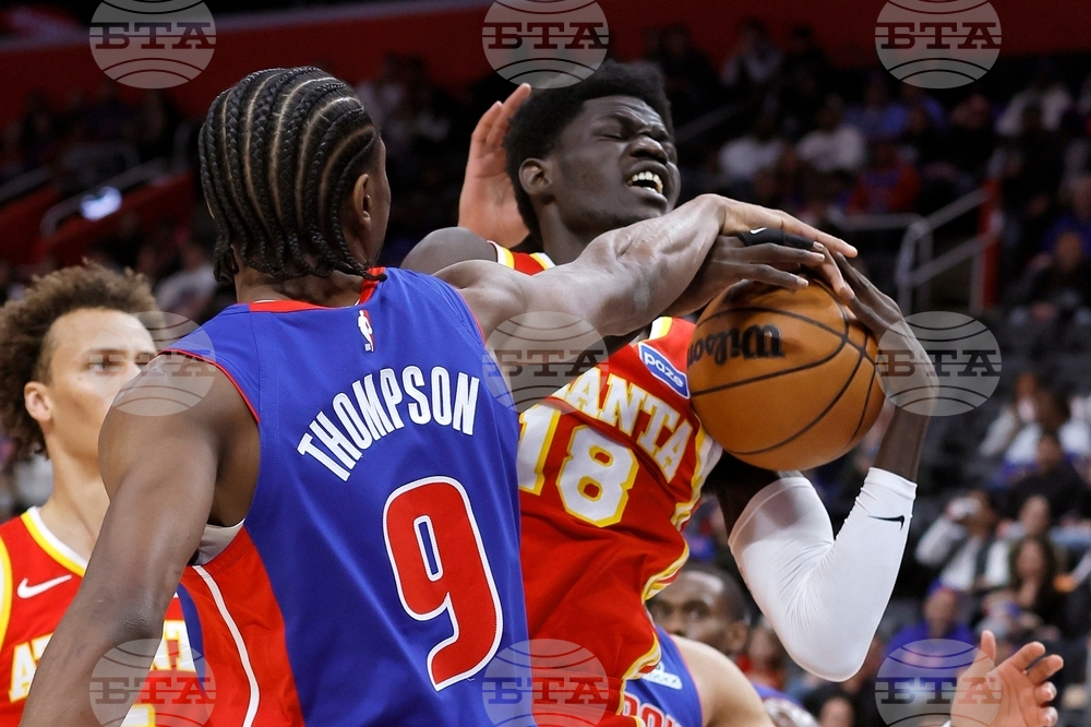 Hawks Pistons Basketball