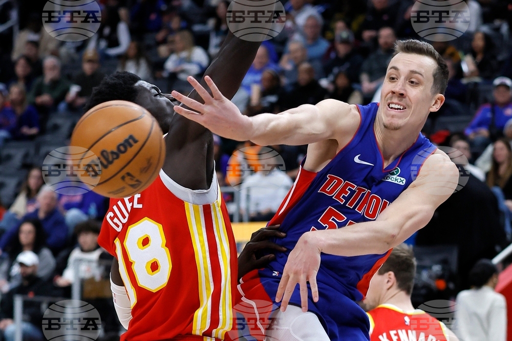 Hawks Pistons Basketball