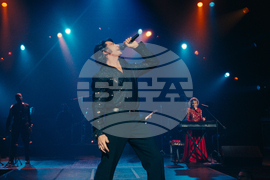 Film Review - Song Sung Blue