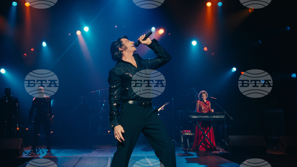 Film Review - Song Sung Blue