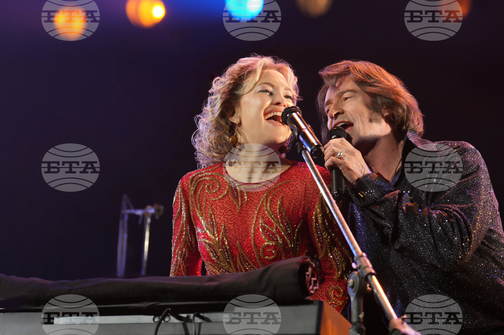 Film Review - Song Sung Blue