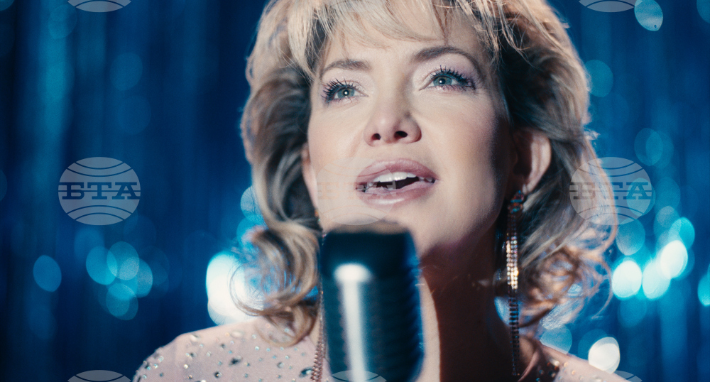 Film Review - Song Sung Blue