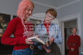 Film Review - Father Mother Sister Daughter