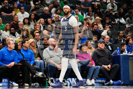 Nets Mavericks Basketball