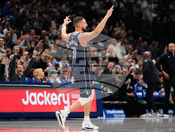 Nets Mavericks Basketball