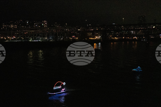 Oregon Daily Life Holiday Lights