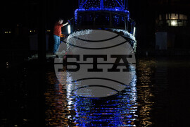 Oregon Daily Life Holiday Lights