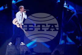 2025 Z100's iHeartRadio Jingle Ball - New York - Show