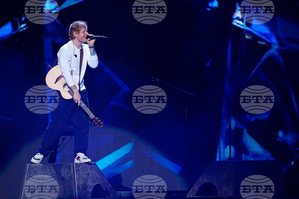 2025 Z100's iHeartRadio Jingle Ball - New York - Show