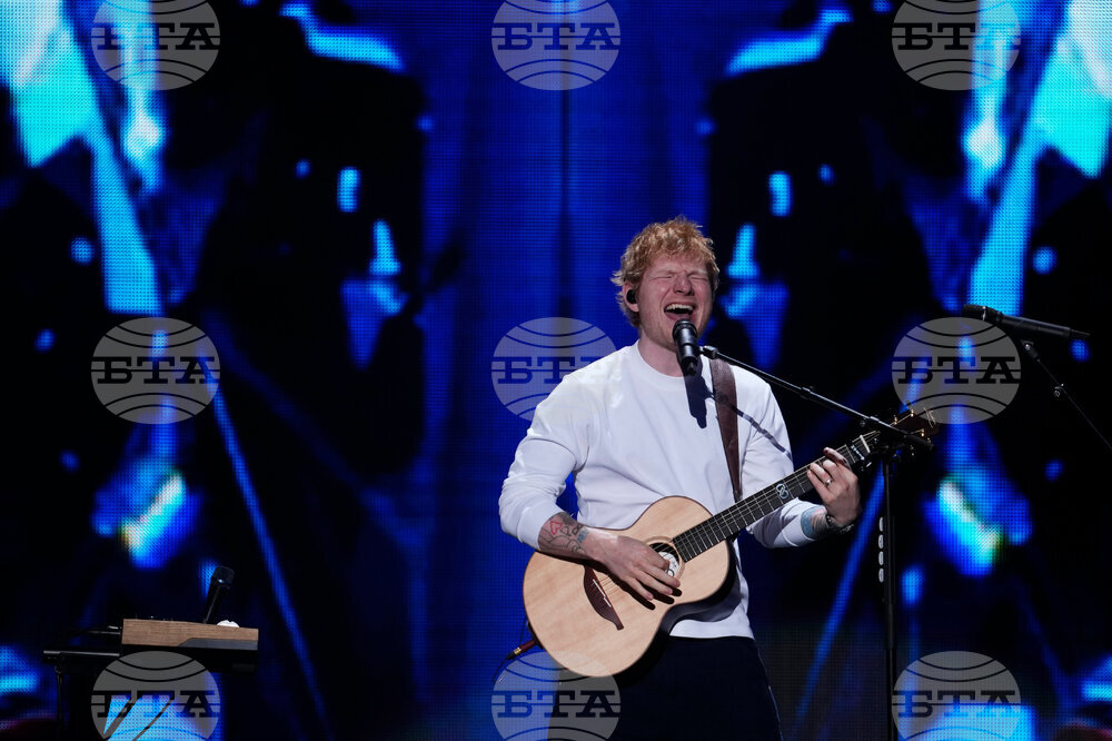 2025 Z100's iHeartRadio Jingle Ball - New York - Show