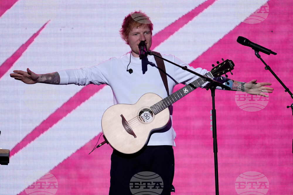 2025 Z100's iHeartRadio Jingle Ball - New York - Show