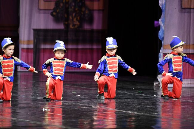 Зам.-кметът Надежда Чакърова поздрави екипа на ДГ № 66: 50 г. грижа за децата на Стара Загора е само началото