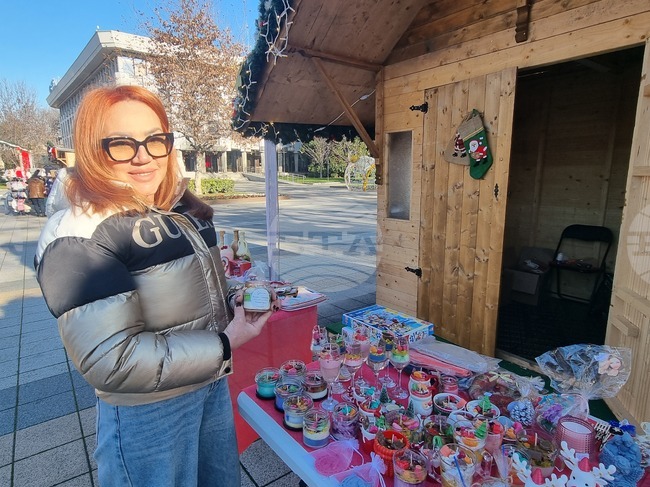 Плевен - благотворителен базар - фондация „Искам бебе“