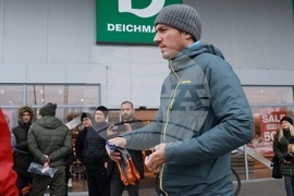 Почистване на кв. Люлин - „За София Заедно“ - доброволци