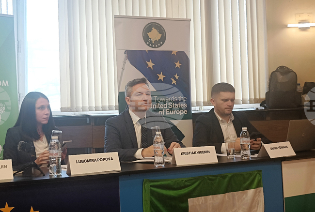 Национален студентски дом - конференция „Бъдещето на ЕС: Разширяване, сигурност и изпълнение на обещанията“