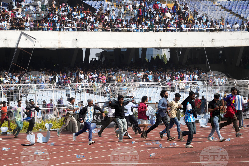 Посещението на Меси в Индия предизвика хаос; полицията задържа организатор на визитата, властите наредиха разследване