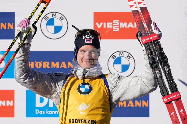 Норвежецът Йохан-Олав Ботн спечели преследването от Световната купа по биатлон в Анеси
