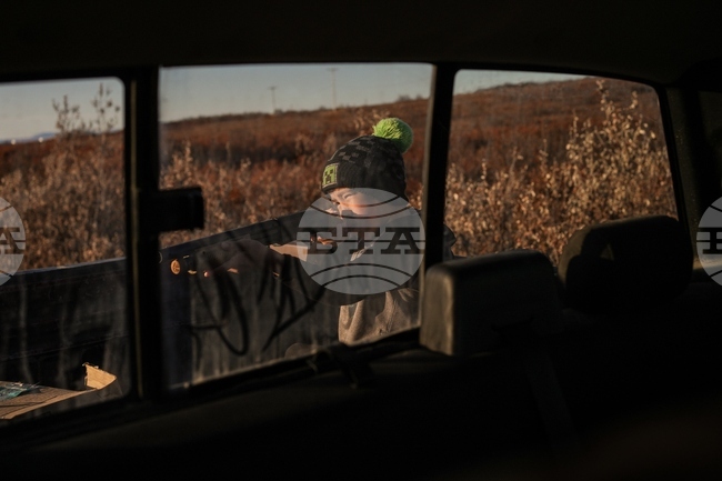 APTOPIX Climate Alaska Hunting Photo Gallery