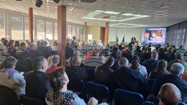 Недостигът на пасища и шарката са основните проблеми за животновъдите, посочиха на годишната среща на асоциацията на овцевъдите и козевъдите у нас