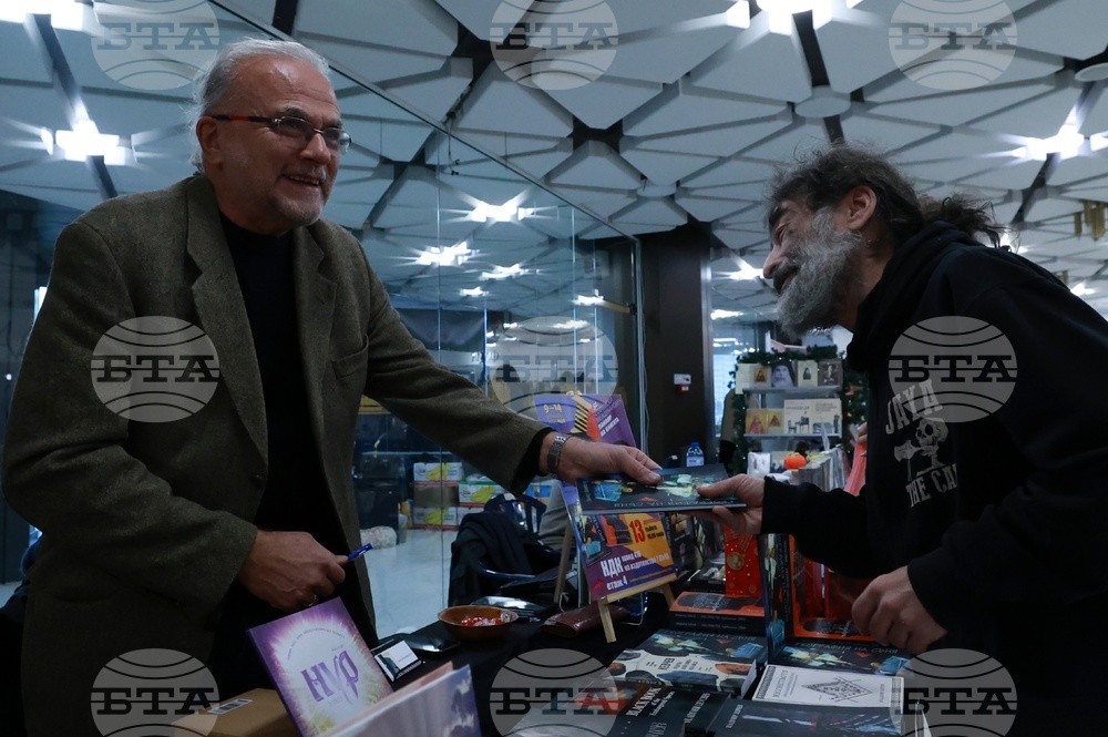 Софийски международен панаир на книгата - Владимир Левчев - среща и автограф