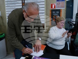 Софийски международен панаир на книгата - Владимир Левчев - среща и автограф