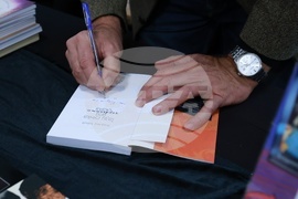 Софийски международен панаир на книгата - Владимир Левчев - среща и автограф