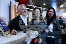 Софийски международен панаир на книгата - Захари Карабашлиев - среща с автограф