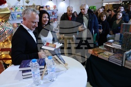 Софийски международен панаир на книгата - Захари Карабашлиев - среща с автограф