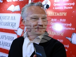 Софийски международен панаир на книгата - Захари Карабашлиев - среща с автограф