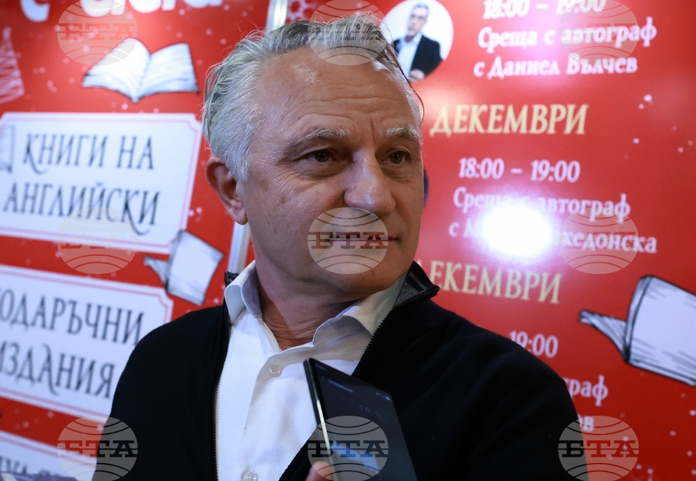 Софийски международен панаир на книгата - Захари Карабашлиев - среща с автограф