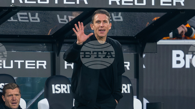 Волфсбург ще реши дали да остави Даниел Бауер за постоянен треньор на тима