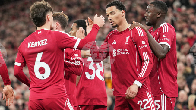 Ливърпул победи Брайтън с два гола на Юго Екитике, Мохамед Салах се завърна с асистенция за шампионите